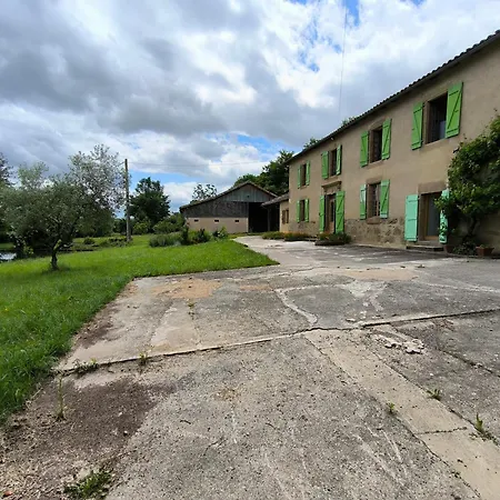 Le Dupuy 別荘 *